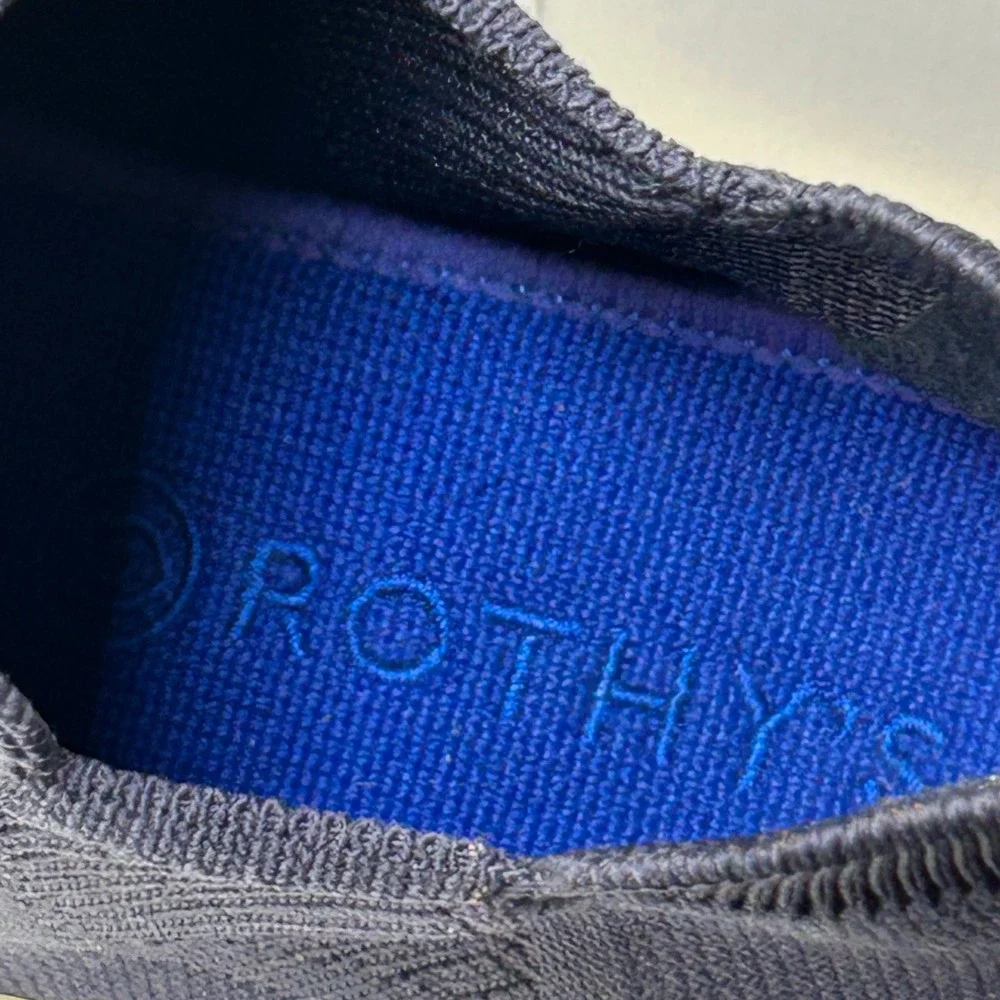 Rothys chelsea sneaker